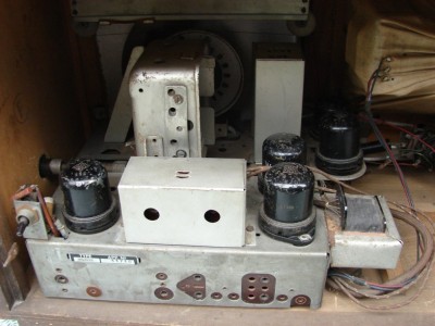 Bateriové Mende z roku 1941 004.JPG