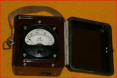 Miliampérmetr  sssr  500mA  50 Hz - 30 MHz  (1).JPG